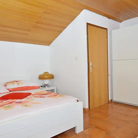 Apartament Marina