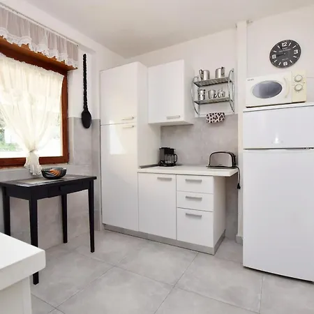 Apartment Marina *
